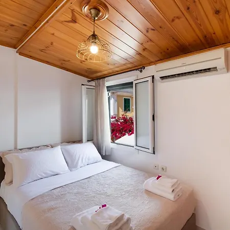 Melas Apartamento *